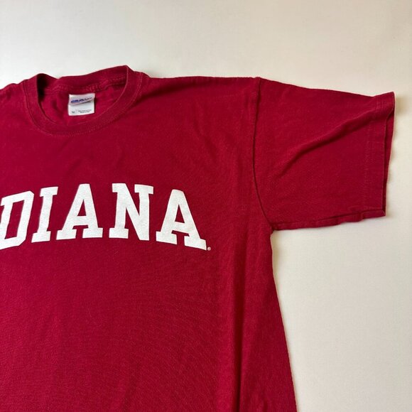 Indiana Hoosiers Shirt Mens Medium Red NCAA Basketball College Tee Gildan Cotto - Picture 4 of 9